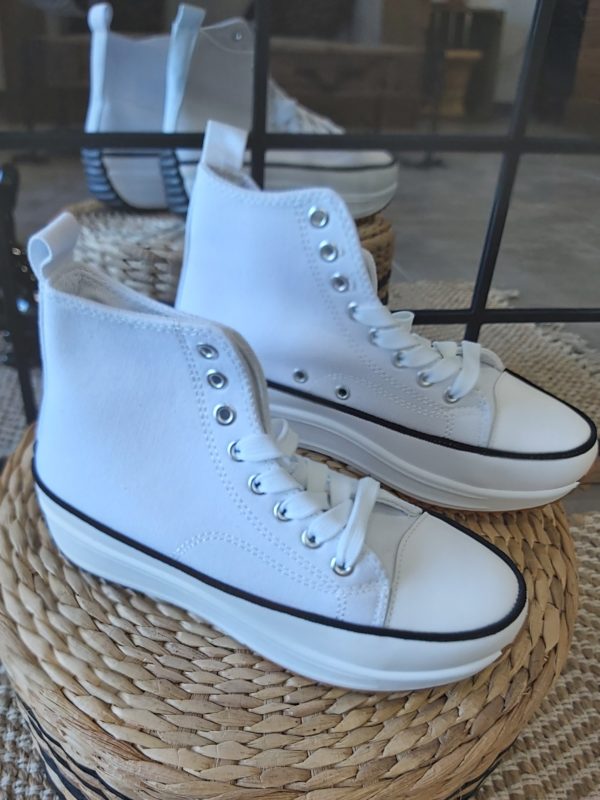 converse compensee blanche