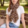 foulard léopard femme